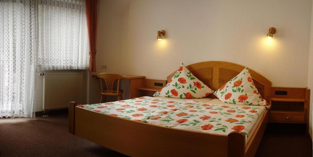 בורגן Moselhotel Waldeck מראה חיצוני תמונה